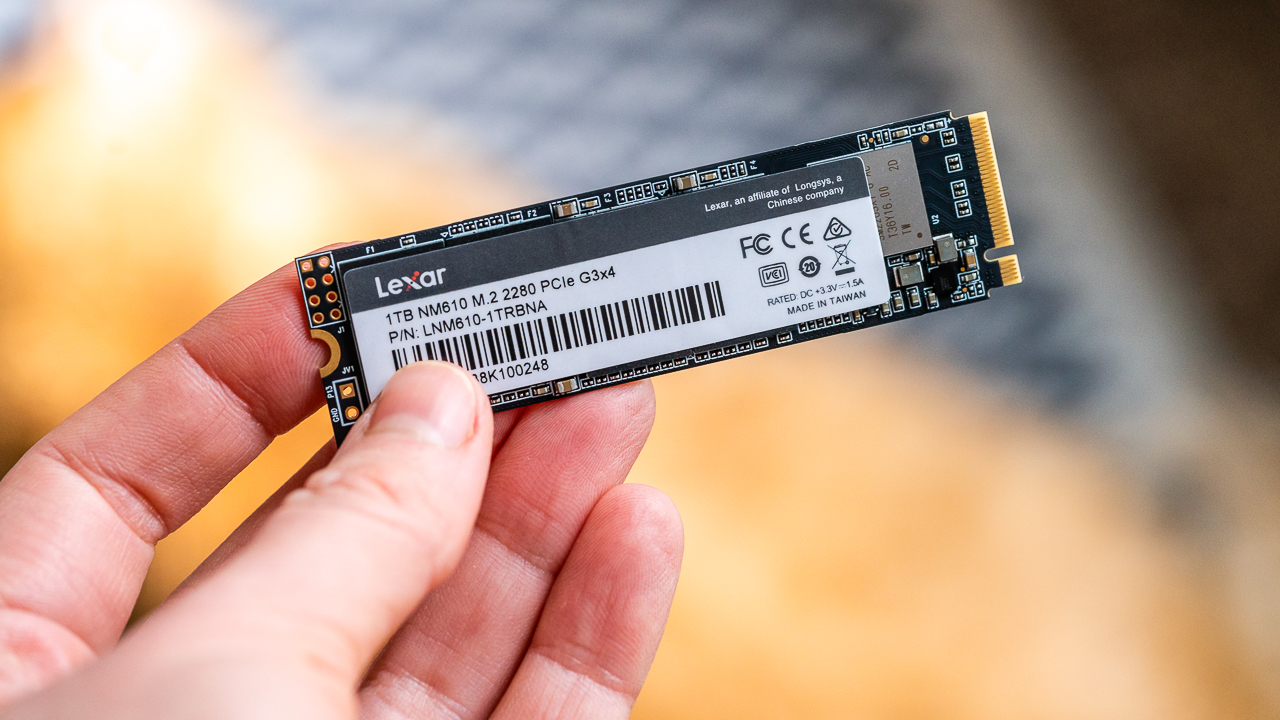 Lexar NM610 Review | PCMag