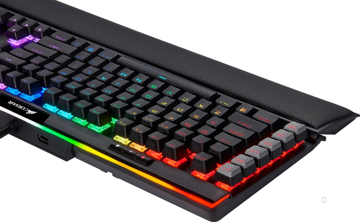 Bàn phím cơ Corsair K95 RGB PLATINUM XT Mx Brown (CH-9127412-NA) (USB, Có  dây)