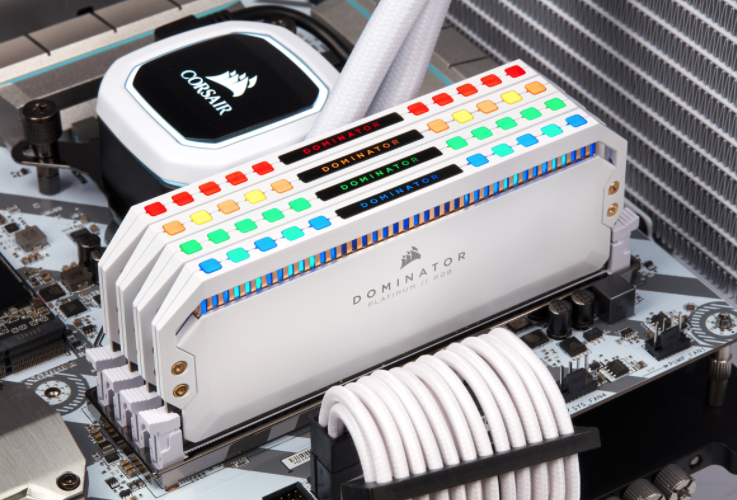 Corsair Dominator Platinum White